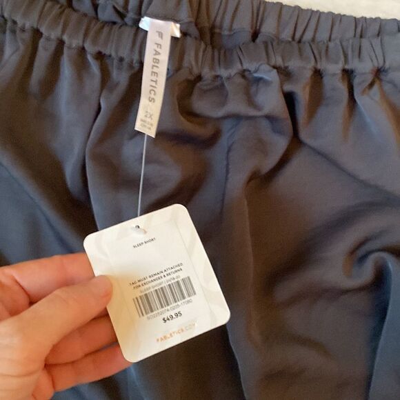 Fabletics Shorts Sleep Short Size 2X in Pewter NWT - Picture 7 of 7